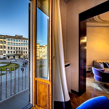 Yid Santa Maria Novella Suites Apt With Balcony Firenze Bagian luar foto