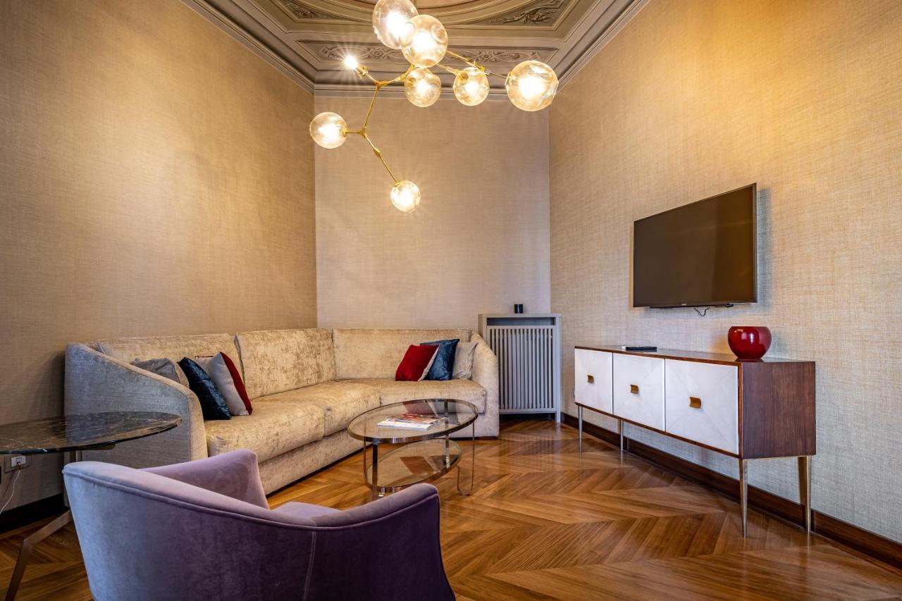 Yid Santa Maria Novella Suites Apt With Balcony Firenze Bagian luar foto