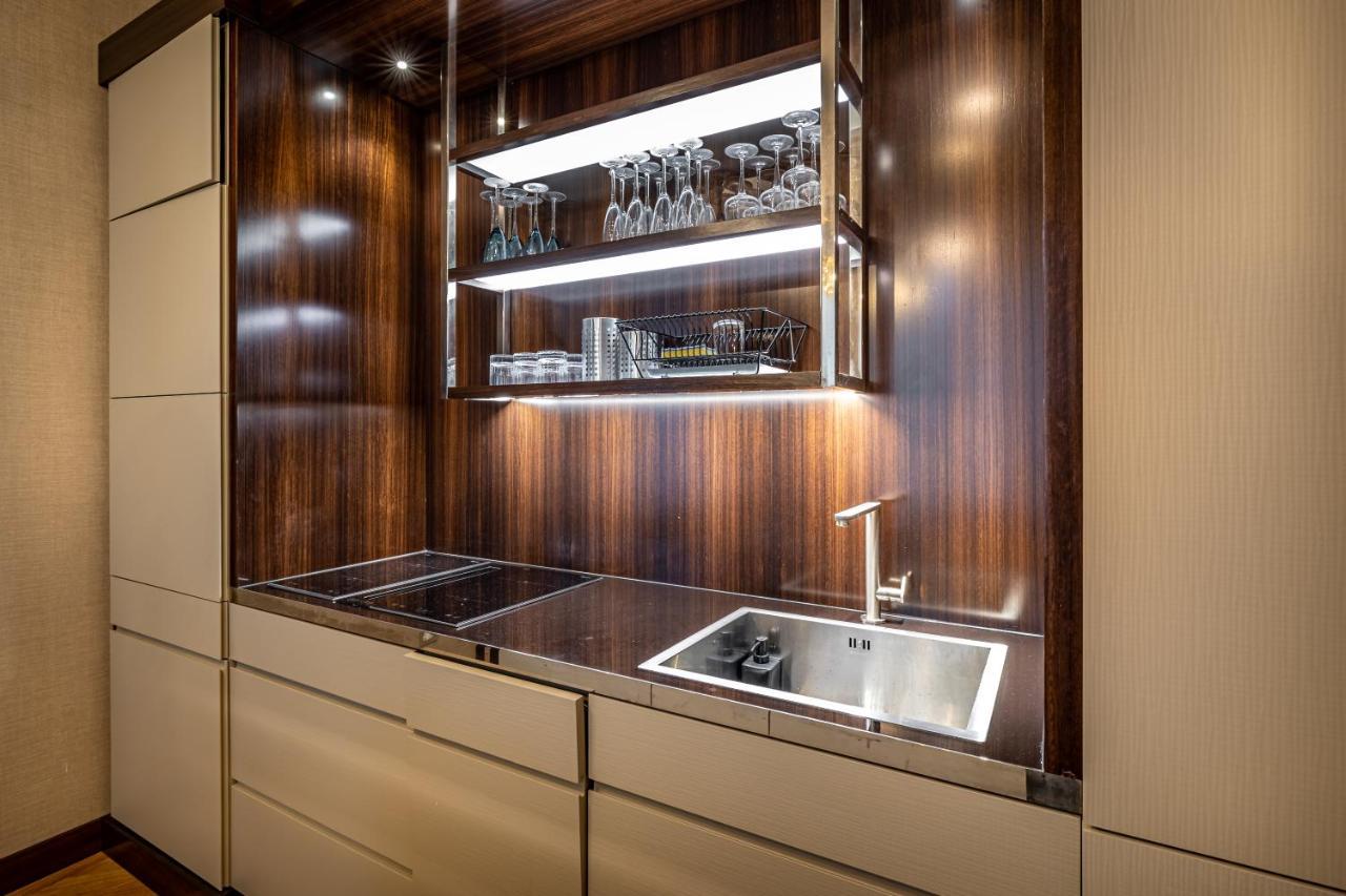 Yid Santa Maria Novella Suites Apt With Balcony Firenze Bagian luar foto