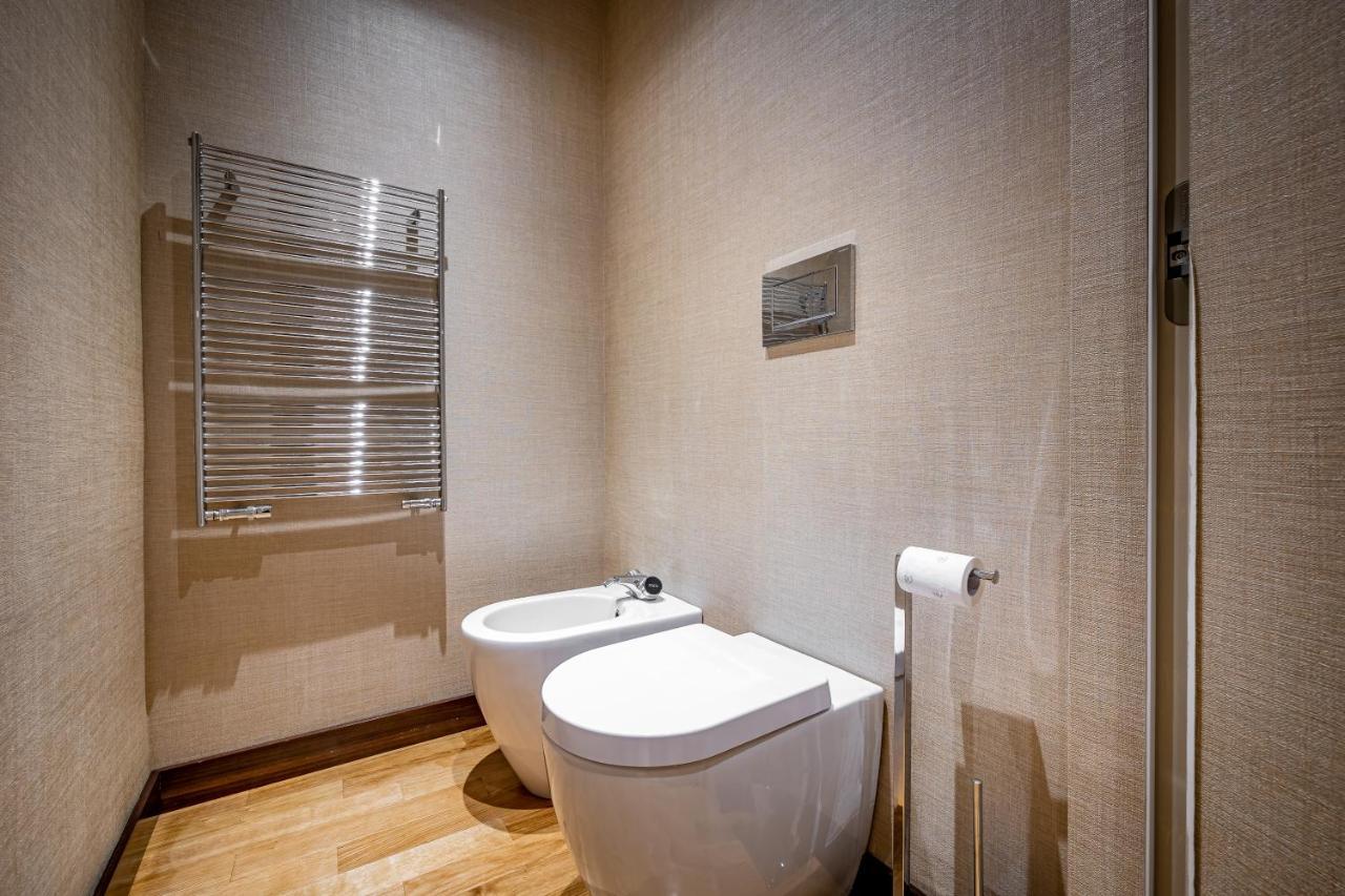 Yid Santa Maria Novella Suites Apt With Balcony Firenze Bagian luar foto