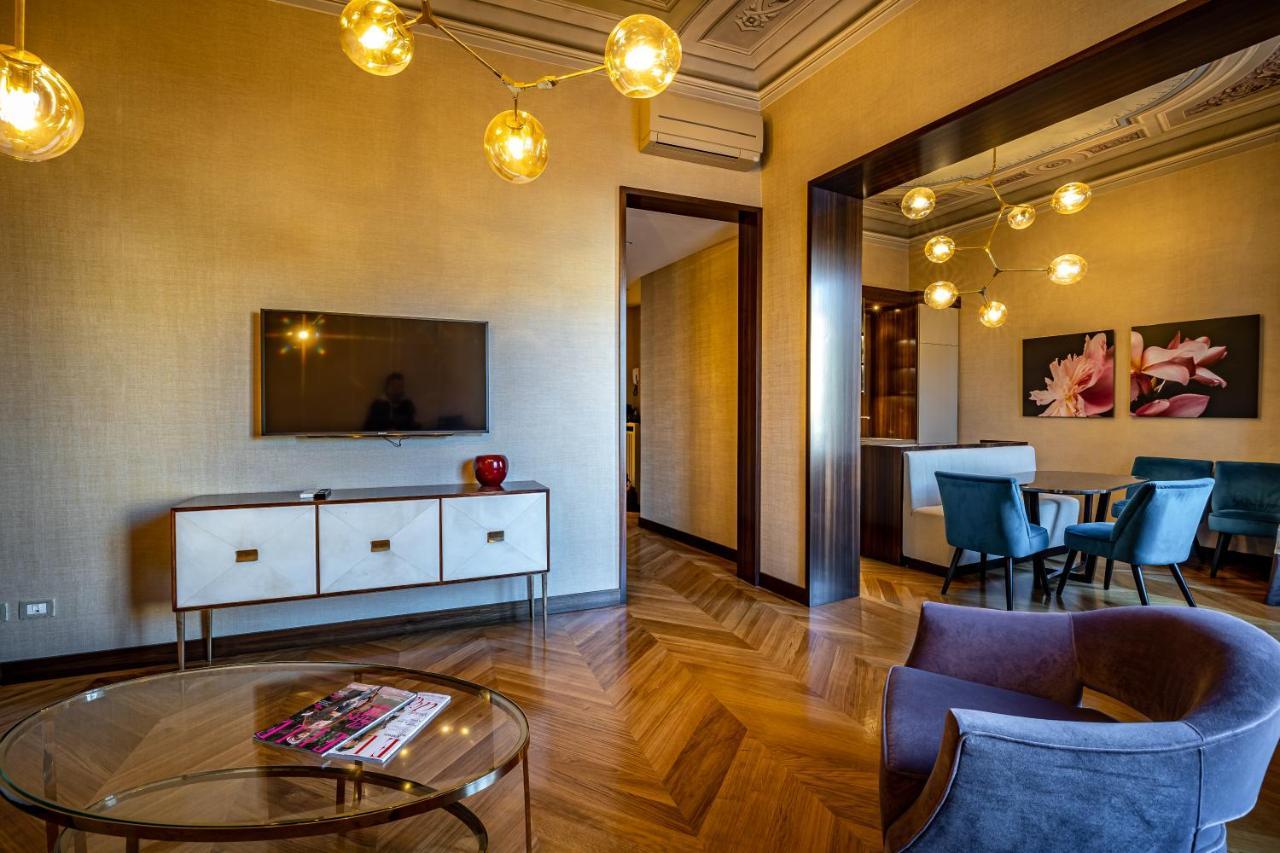 Yid Santa Maria Novella Suites Apt With Balcony Firenze Bagian luar foto