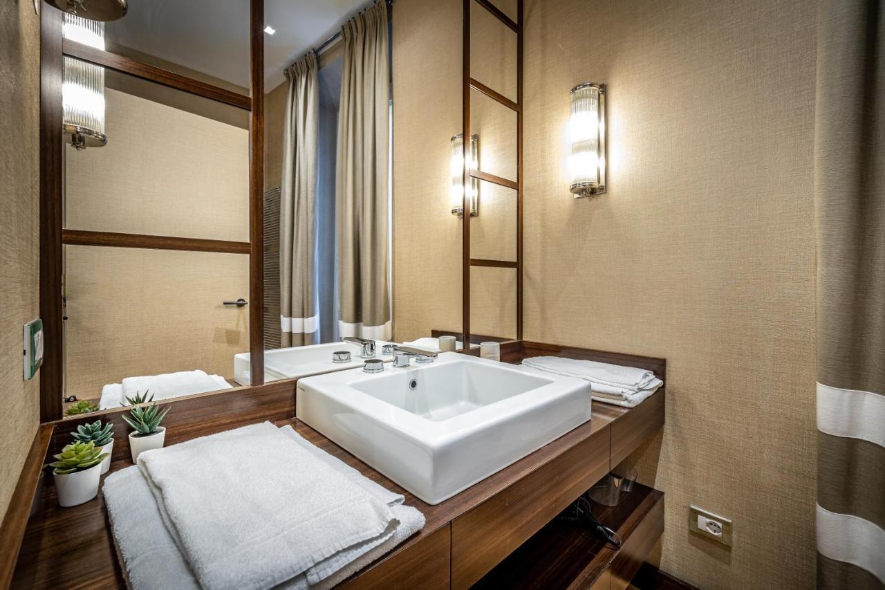 Yid Santa Maria Novella Suites Apt With Balcony Firenze Bagian luar foto