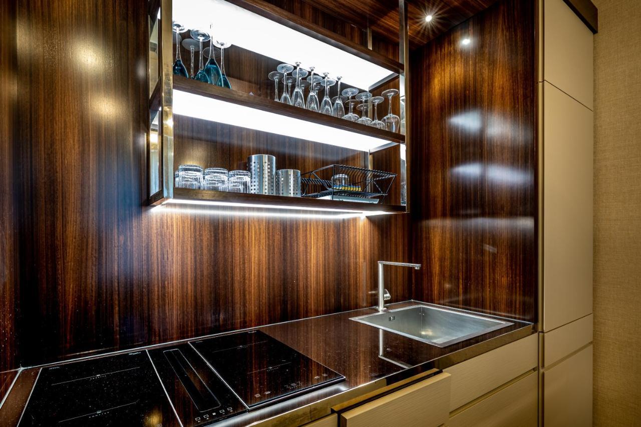 Yid Santa Maria Novella Suites Apt With Balcony Firenze Bagian luar foto