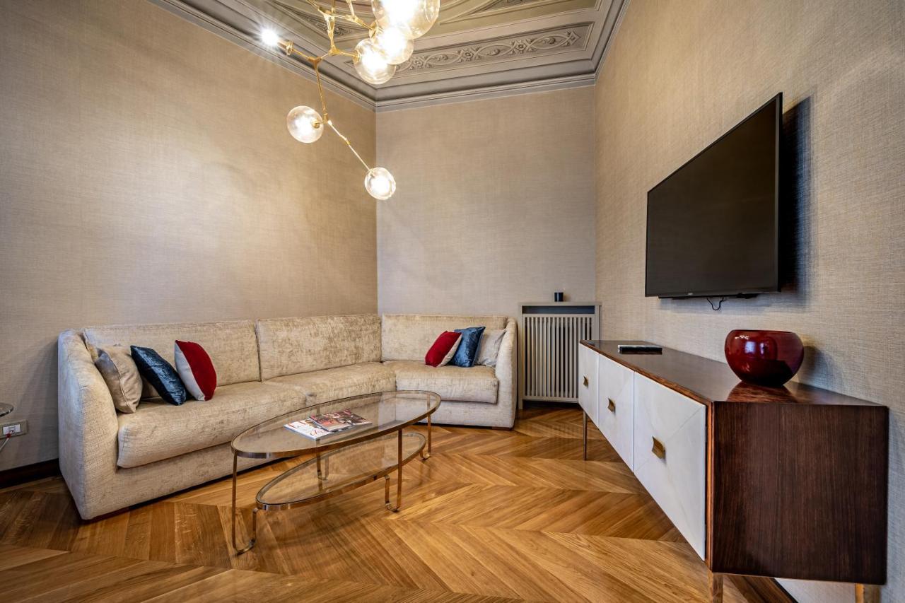 Yid Santa Maria Novella Suites Apt With Balcony Firenze Bagian luar foto