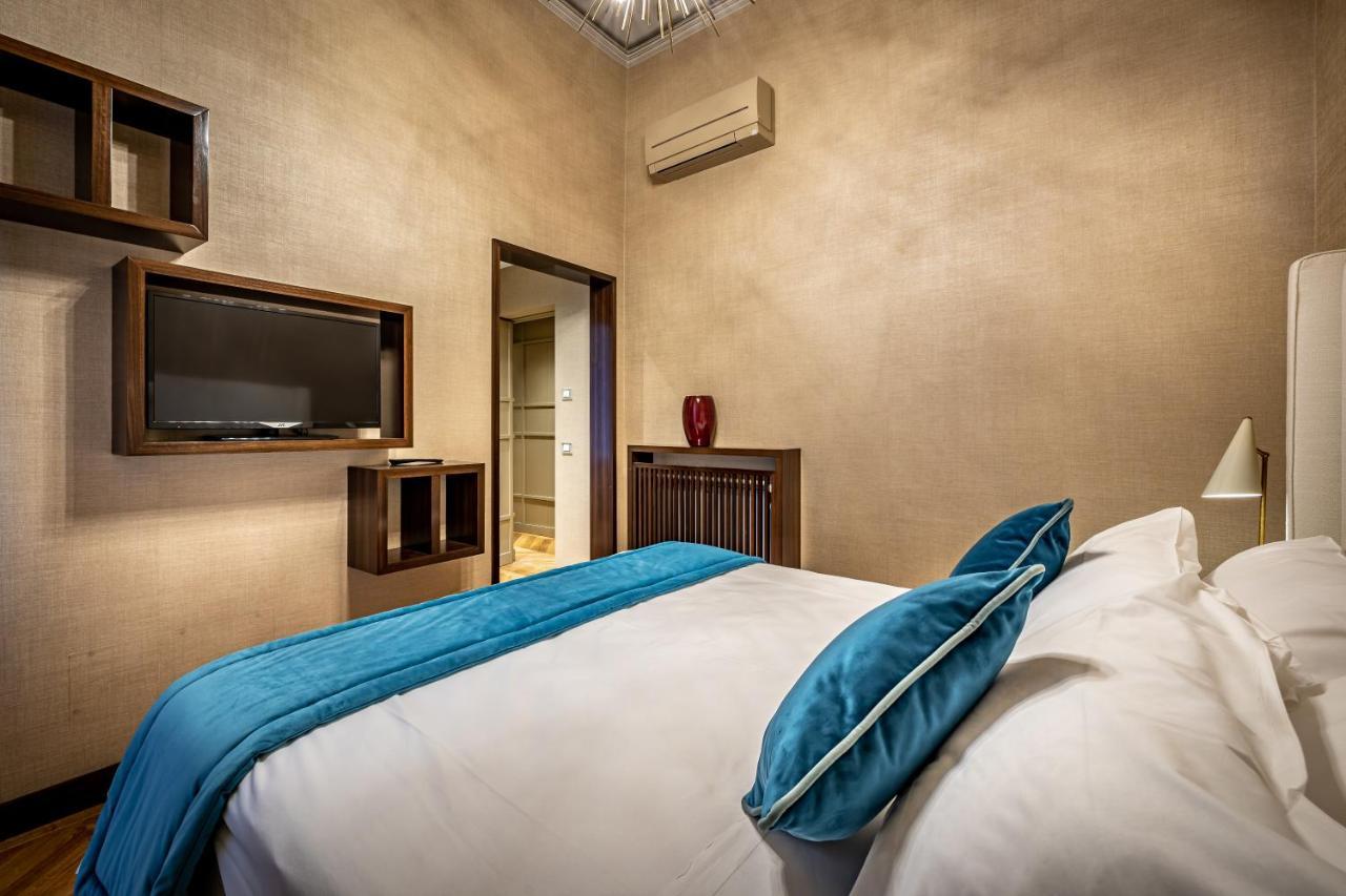 Yid Santa Maria Novella Suites Apt With Balcony Firenze Bagian luar foto