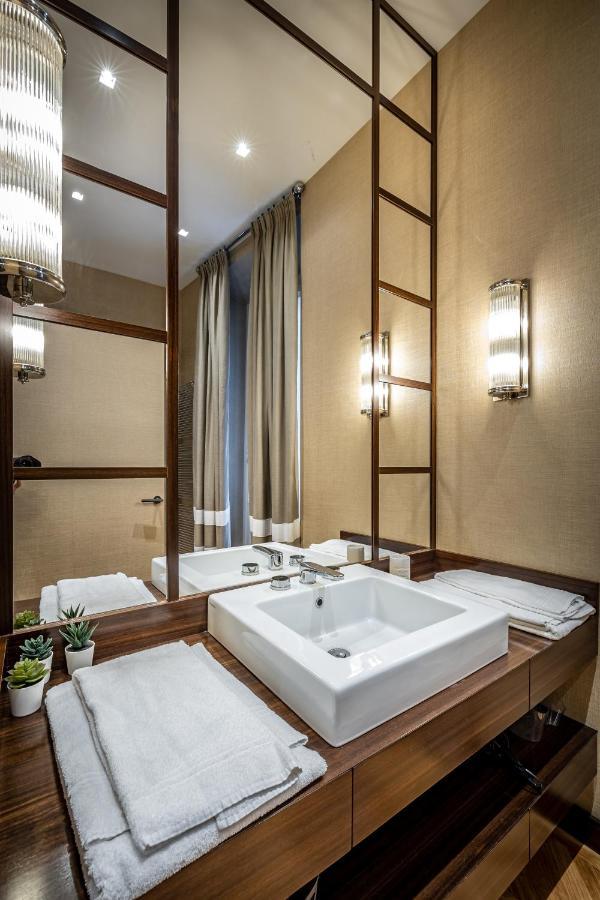 Yid Santa Maria Novella Suites Apt With Balcony Firenze Bagian luar foto