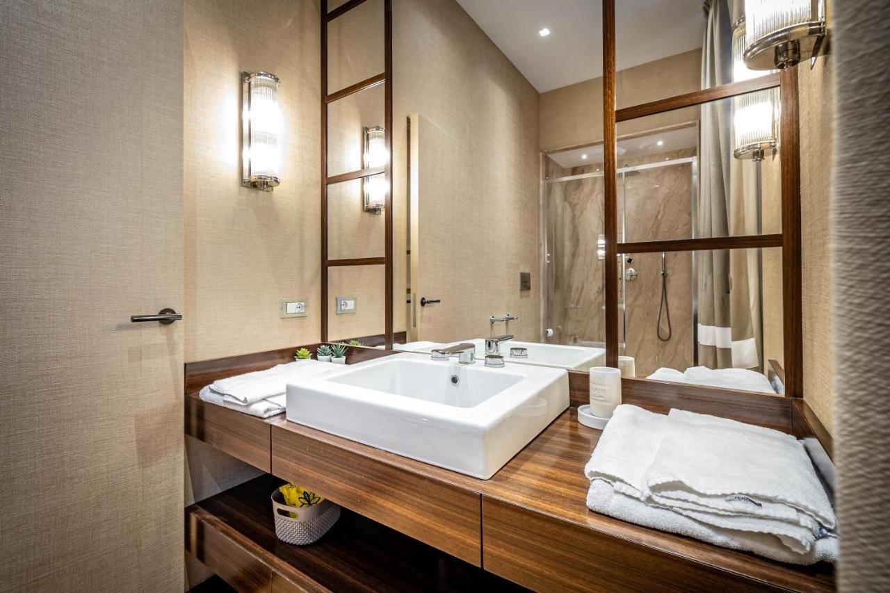 Yid Santa Maria Novella Suites Apt With Balcony Firenze Bagian luar foto